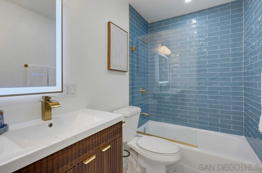 4444 W Point Loma #98 San Diego, CA 92107