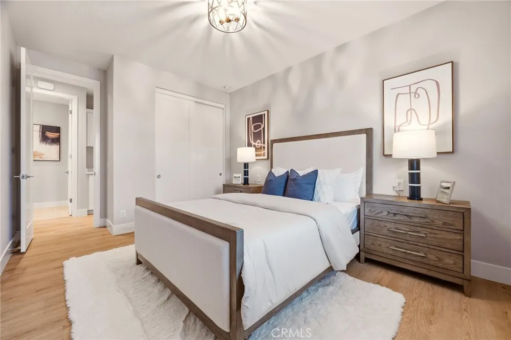 143 Oceano Irvine, CA 92602