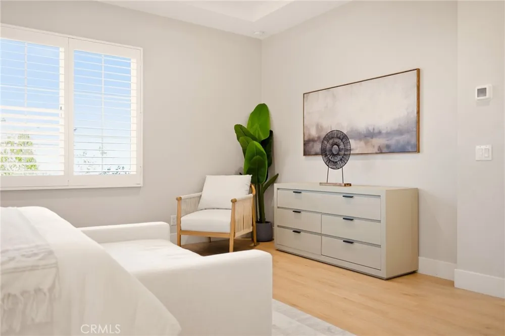 143 Oceano Irvine, CA 92602