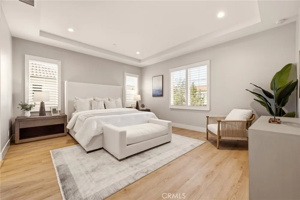 143 Oceano Irvine, CA 92602