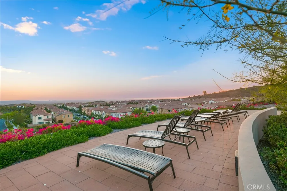 143 Oceano Irvine, CA 92602