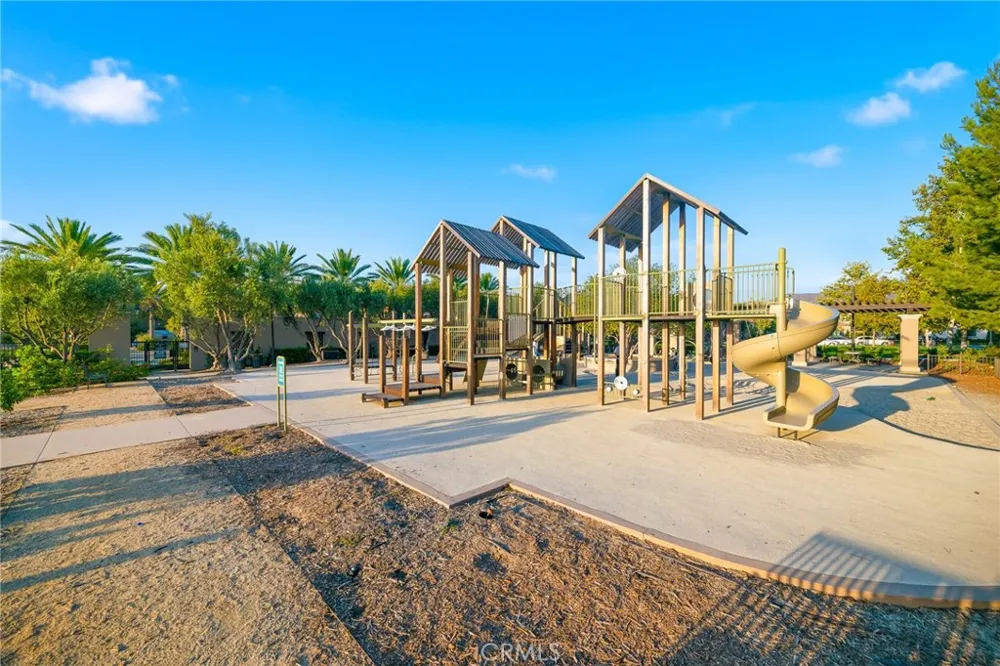 143 Oceano Irvine, CA 92602