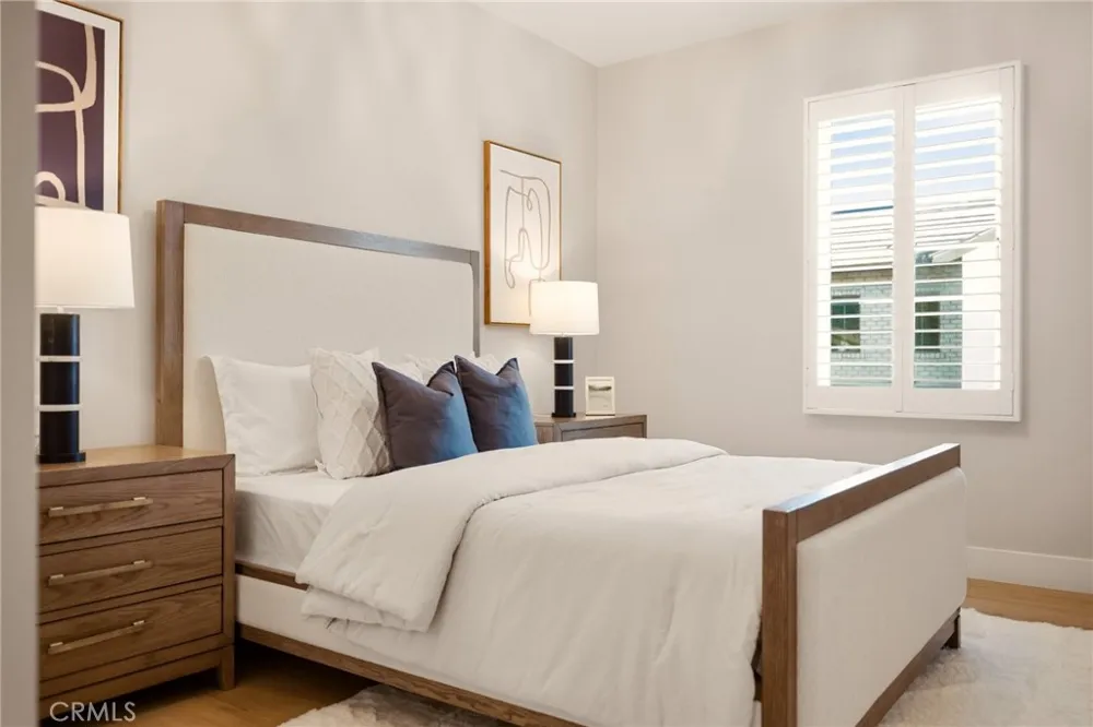 143 Oceano Irvine, CA 92602