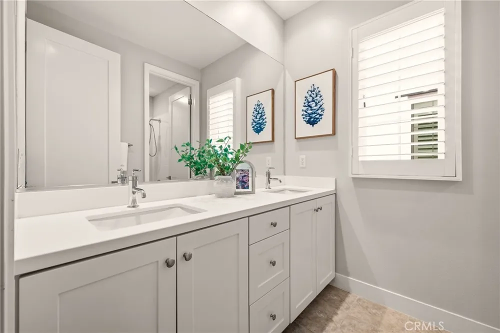 143 Oceano Irvine, CA 92602