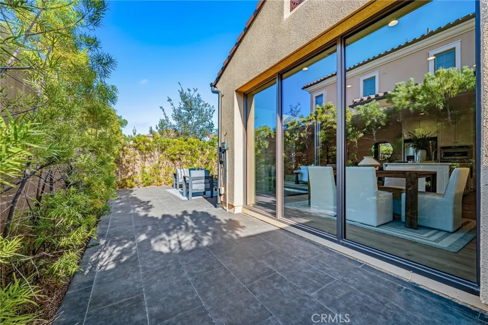 143 Oceano Irvine, CA 92602
