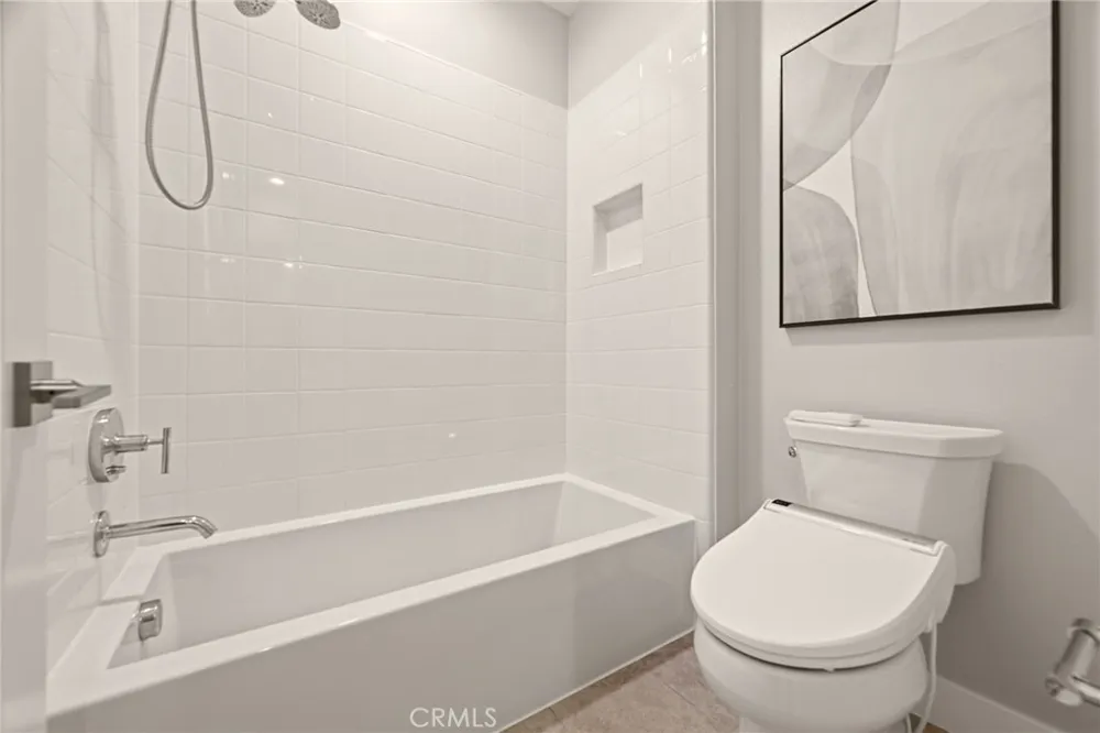 143 Oceano Irvine, CA 92602