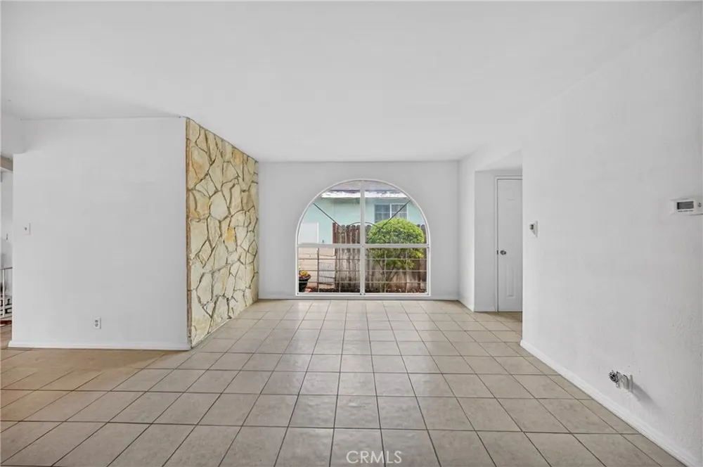 10529 La Mirada Whittier, CA 90604