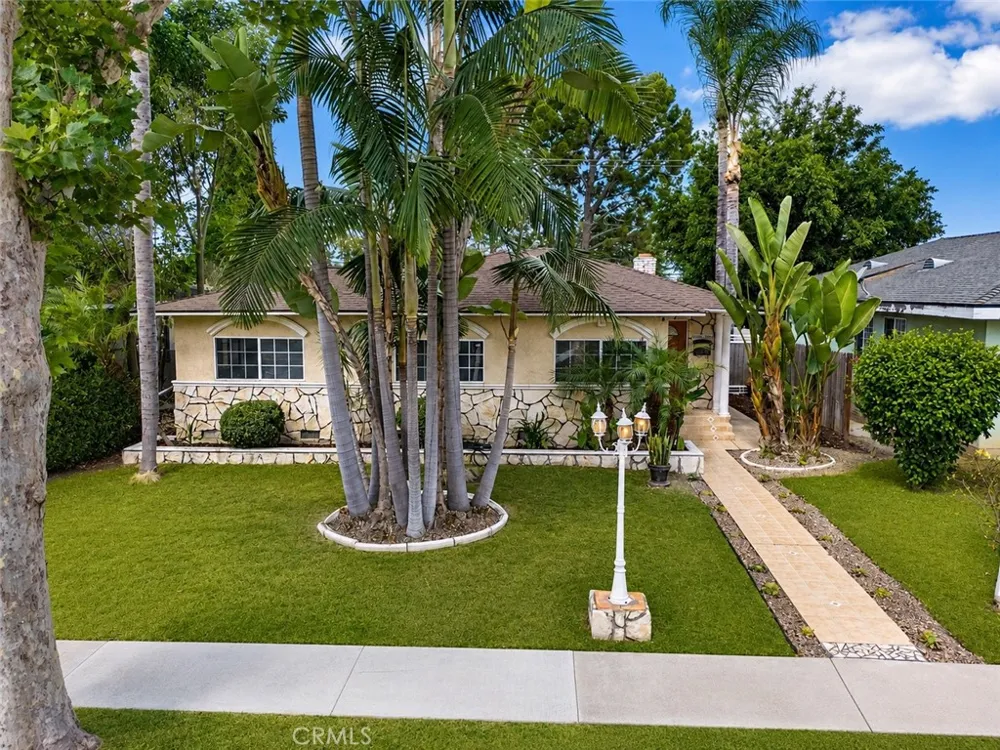 10529 La Mirada Whittier, CA 90604