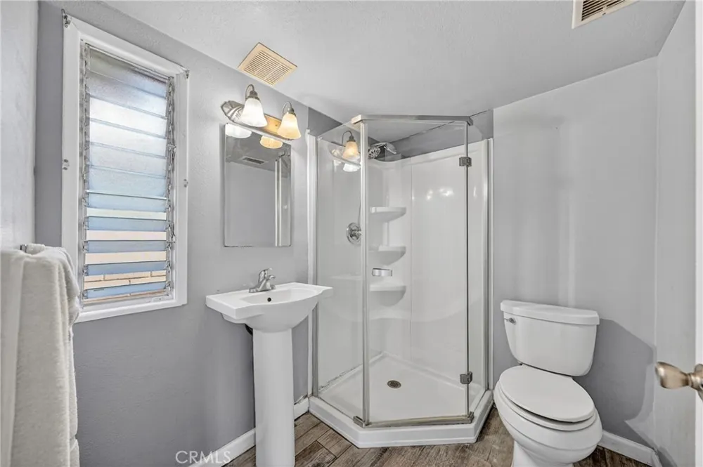 10529 La Mirada Whittier, CA 90604