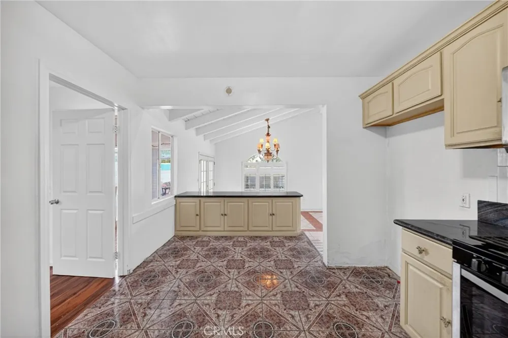 10529 La Mirada Whittier, CA 90604
