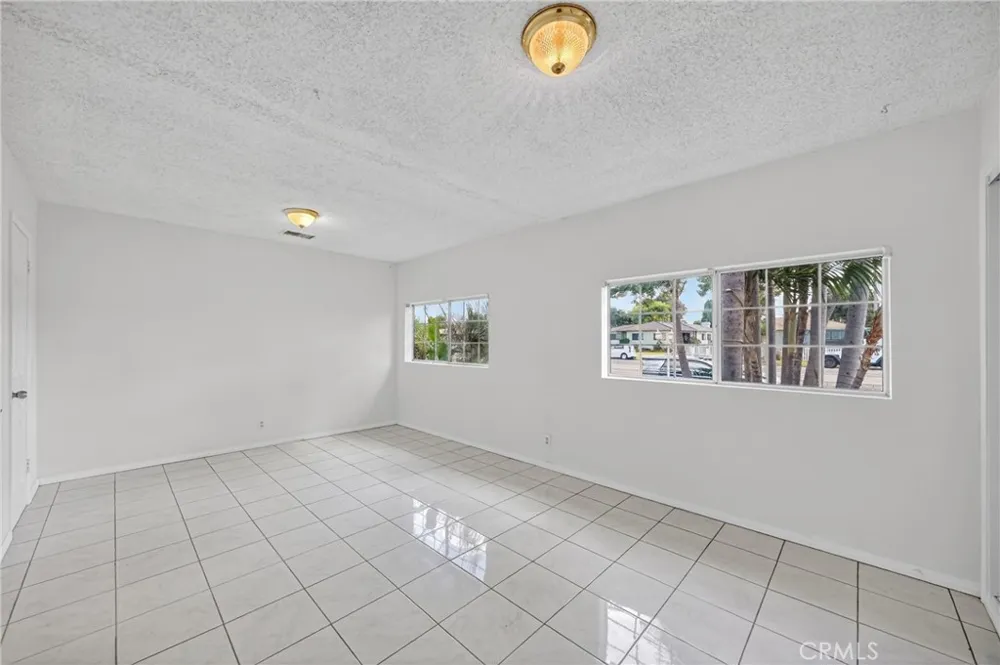 10529 La Mirada Whittier, CA 90604