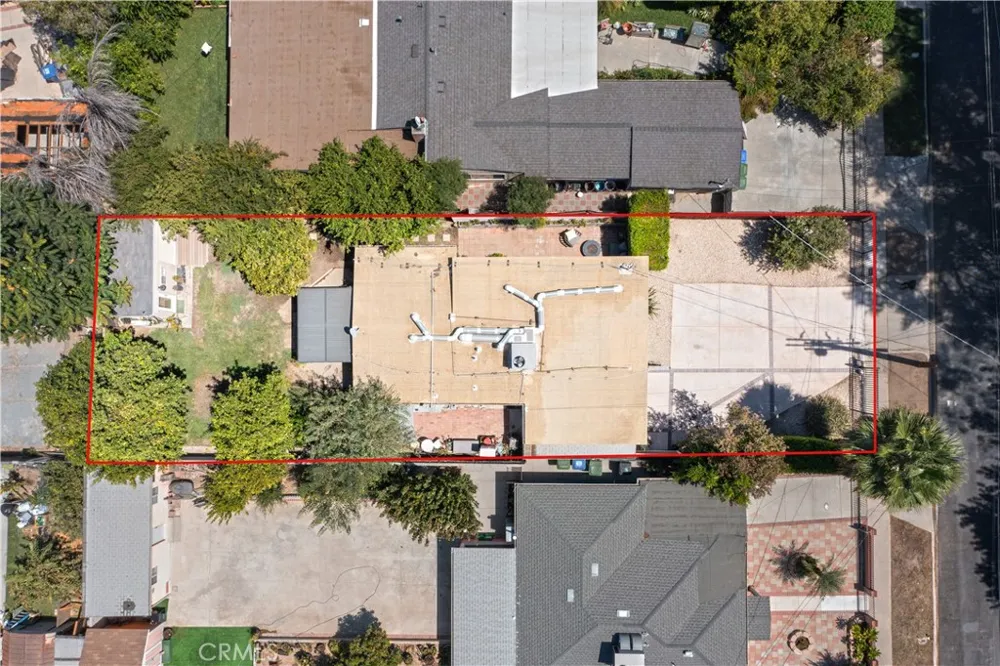 18527 Napa Street Northridge, CA 91324