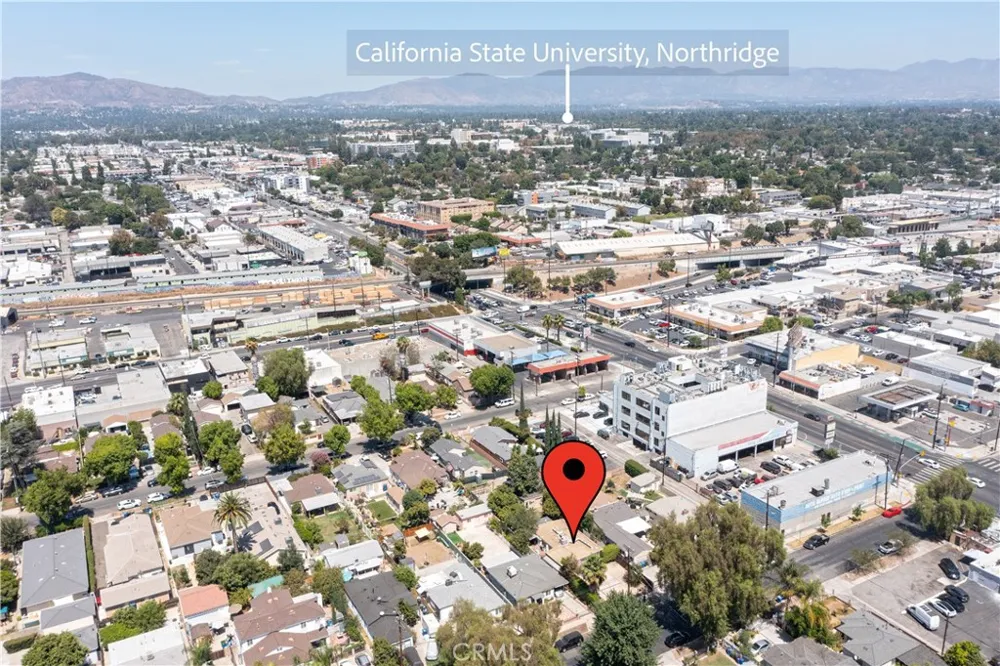 18527 Napa Street Northridge, CA 91324