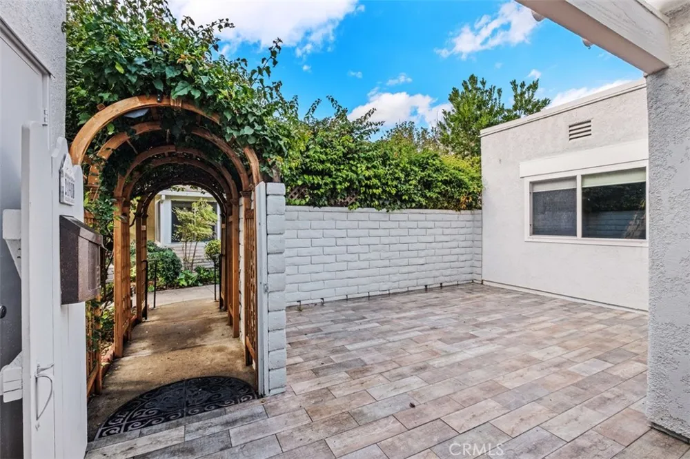 2198 Via Mariposa E #D Laguna Woods, CA 92637
