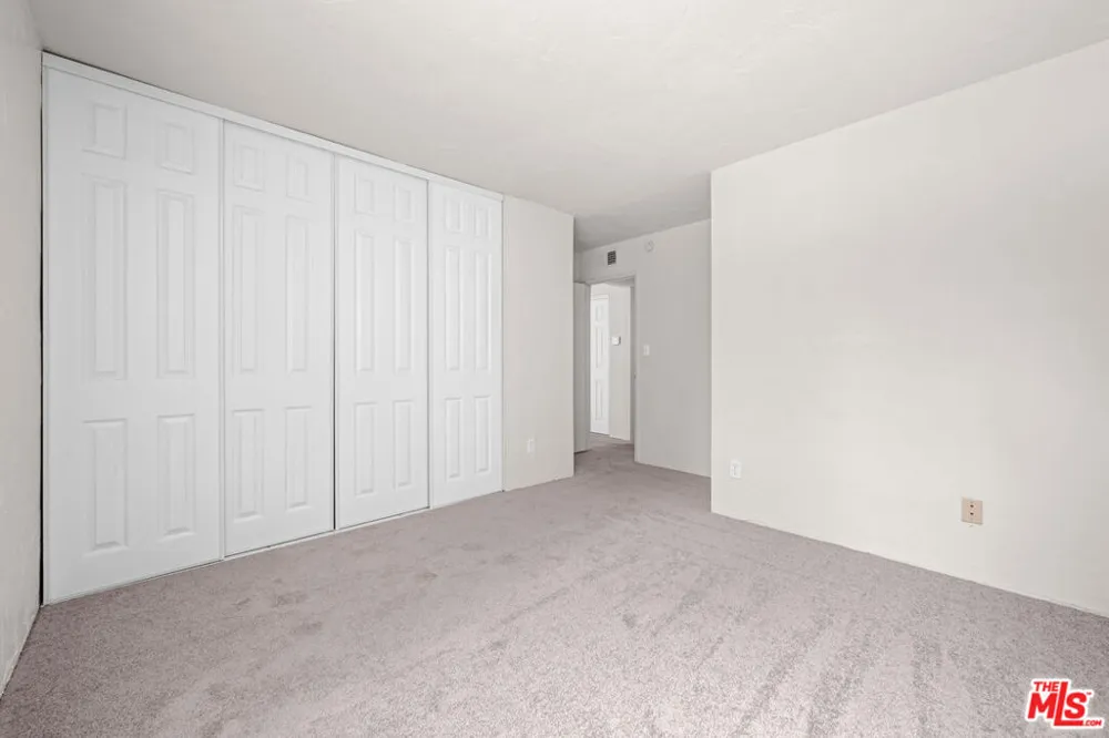 826 2nd Street #101 Santa Monica, CA 90403