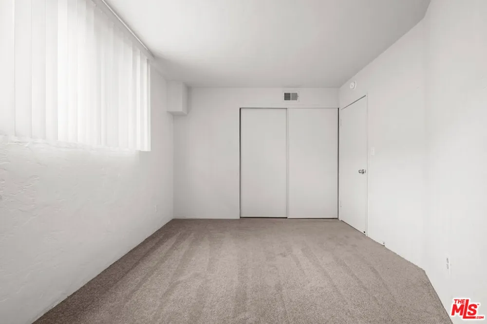 826 2nd Street #101 Santa Monica, CA 90403