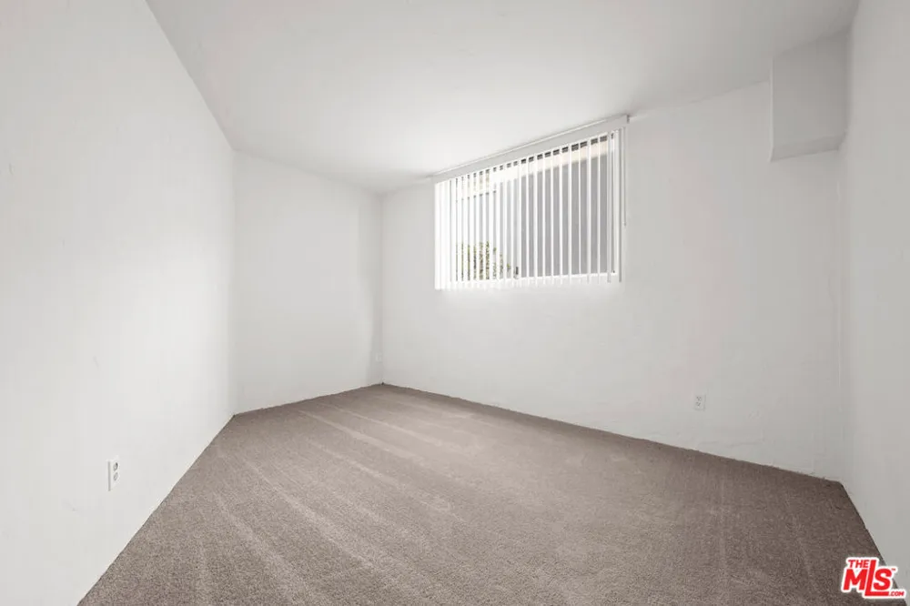 826 2nd Street #101 Santa Monica, CA 90403