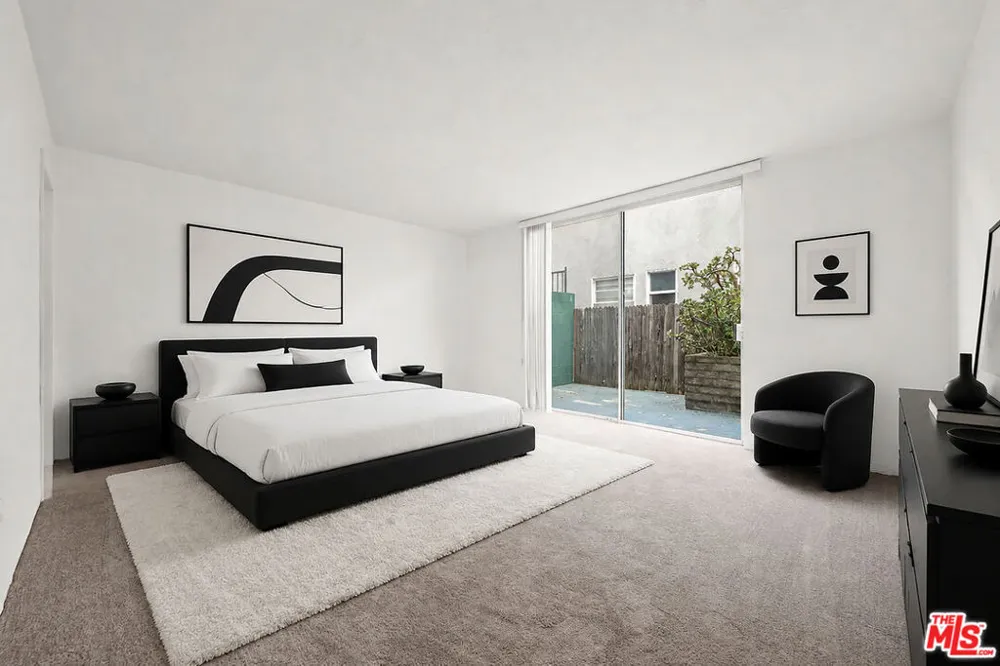 826 2nd Street #101 Santa Monica, CA 90403