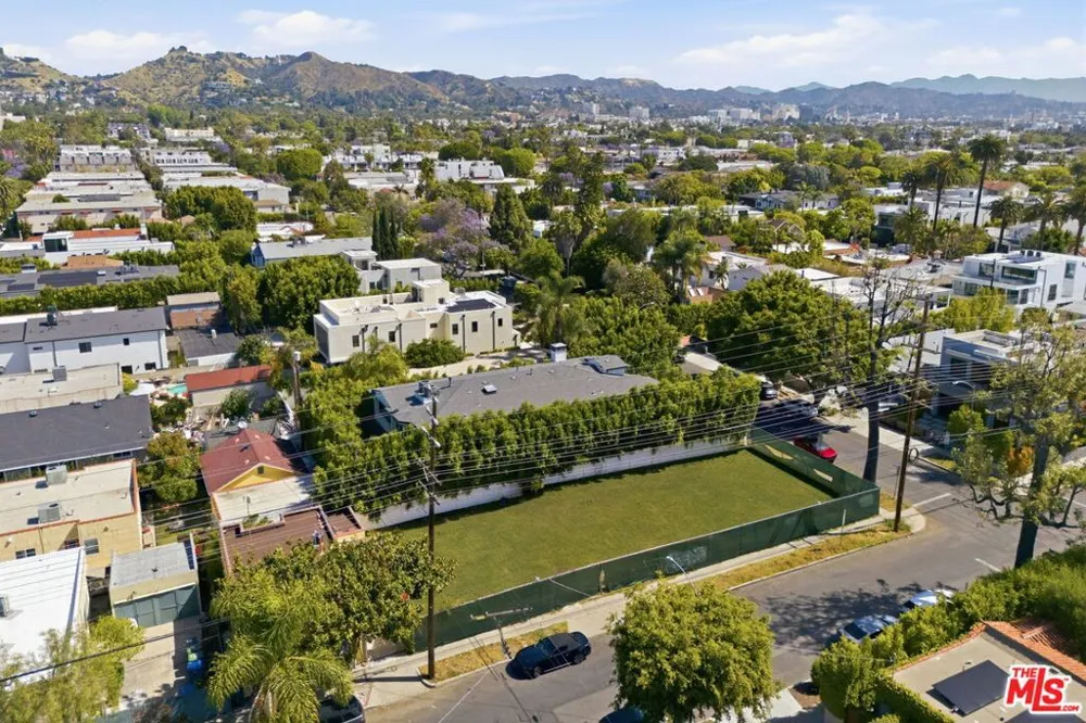 803 Ogden Drive Los Angeles, CA 90046