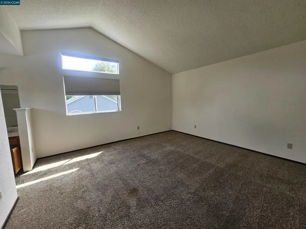 2324 Bellam Ct Santa Rosa, CA 95401
