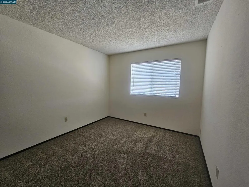 2324 Bellam Ct Santa Rosa, CA 95401