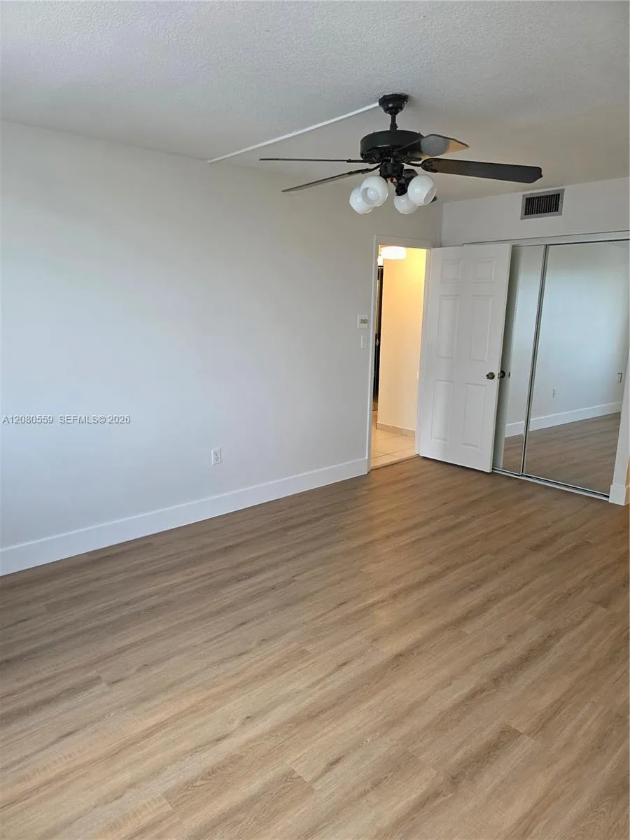 2780 NE 183rd St #1802 Aventura, FL 33160