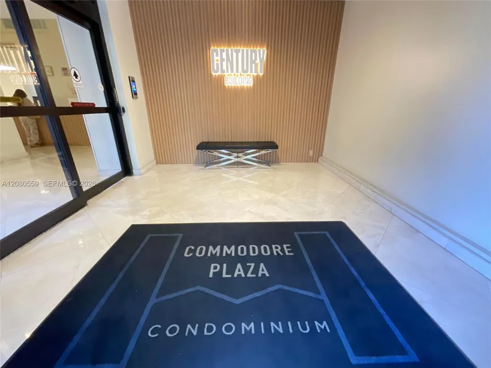 2780 NE 183rd St #1802 Aventura, FL 33160