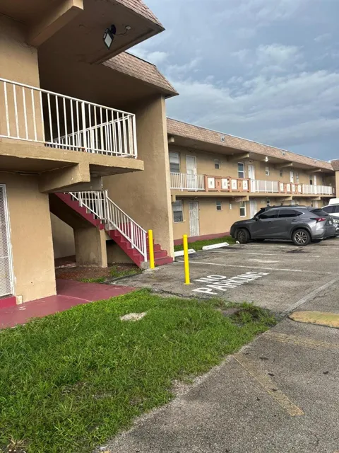 301 NW 177TH STREET #128