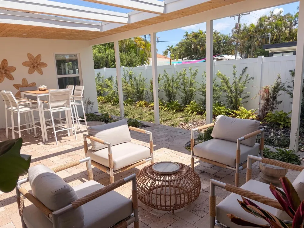 1584 Blue Water Terrace Pompano Beach, FL 33062