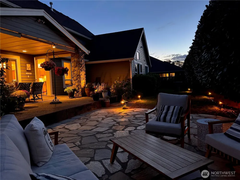 12411 NW 48th Court Vancouver, WA 98685