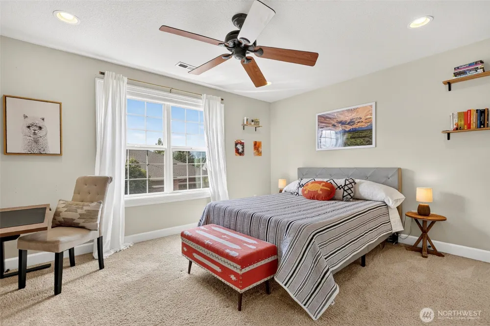 12411 NW 48th Court Vancouver, WA 98685