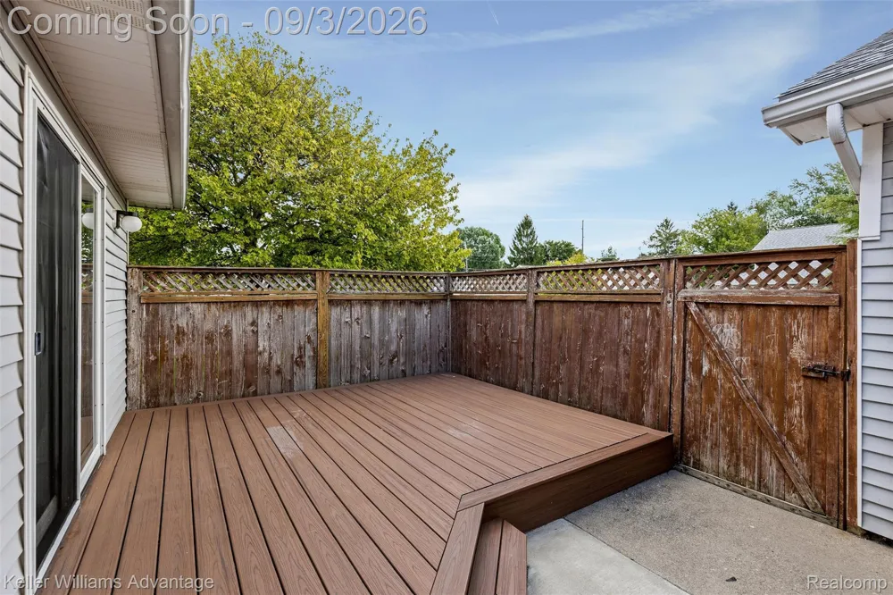 9500 Marina Court White Lake Charter Township, MI 48386