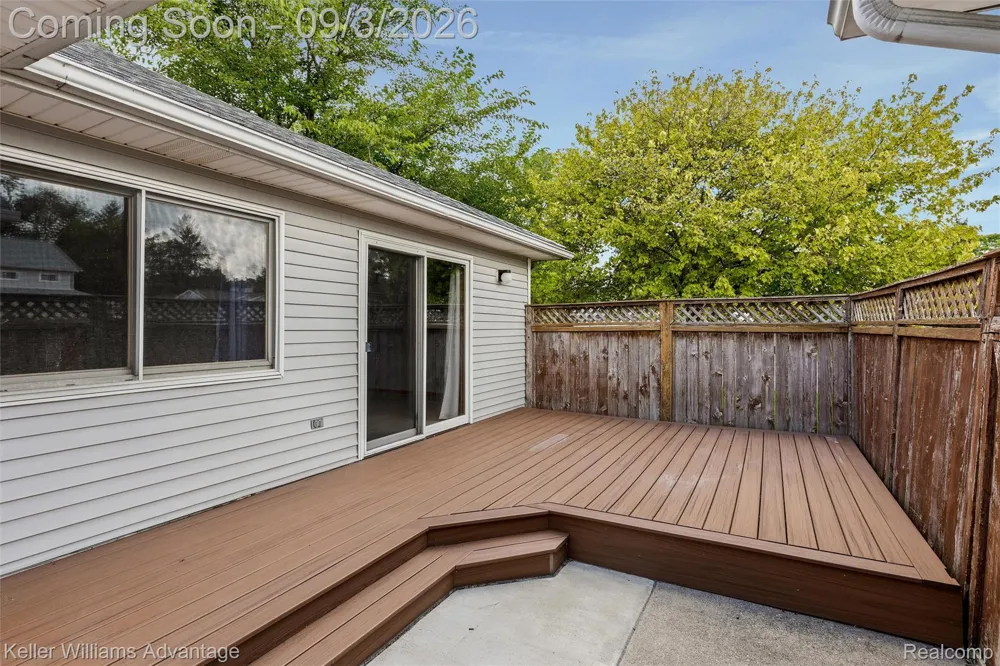 9500 Marina Court White Lake Charter Township, MI 48386