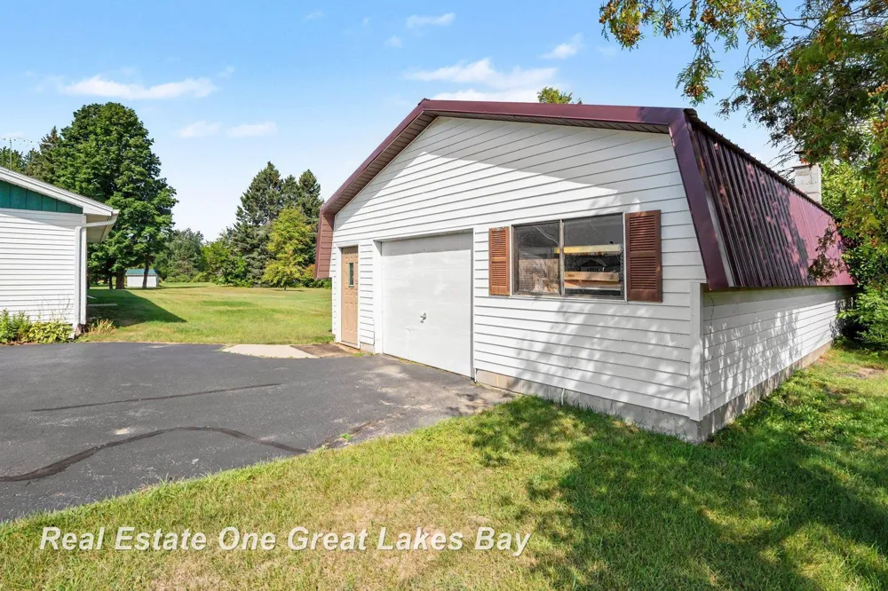 3822 Worth Road Standish Township, MI 48650