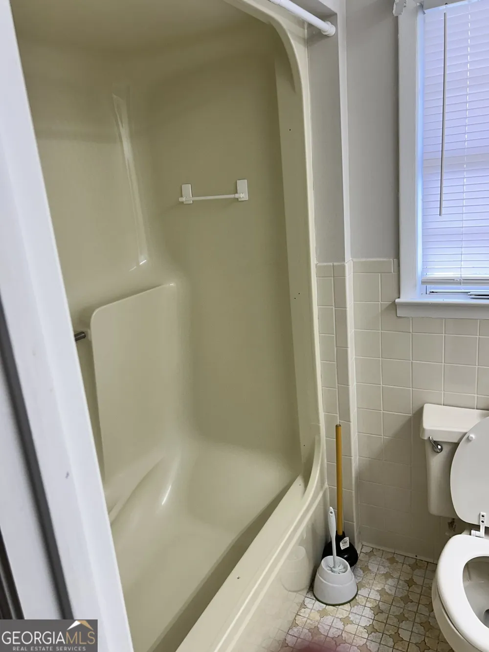 202 E 15th ST Alma, GA 31510