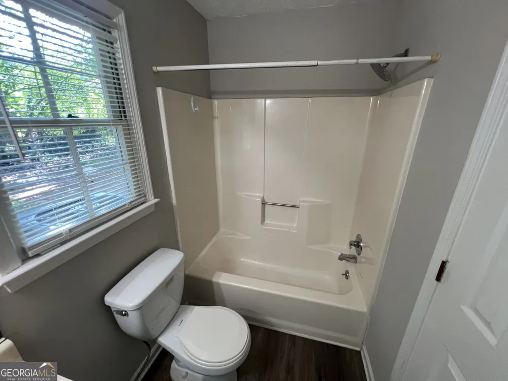 2735 Fairlane DR Cumming, GA 30041