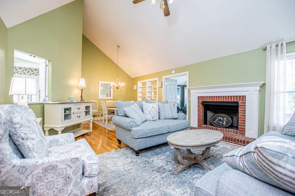 10 Mountain Oaks DR Carrollton, GA 30116