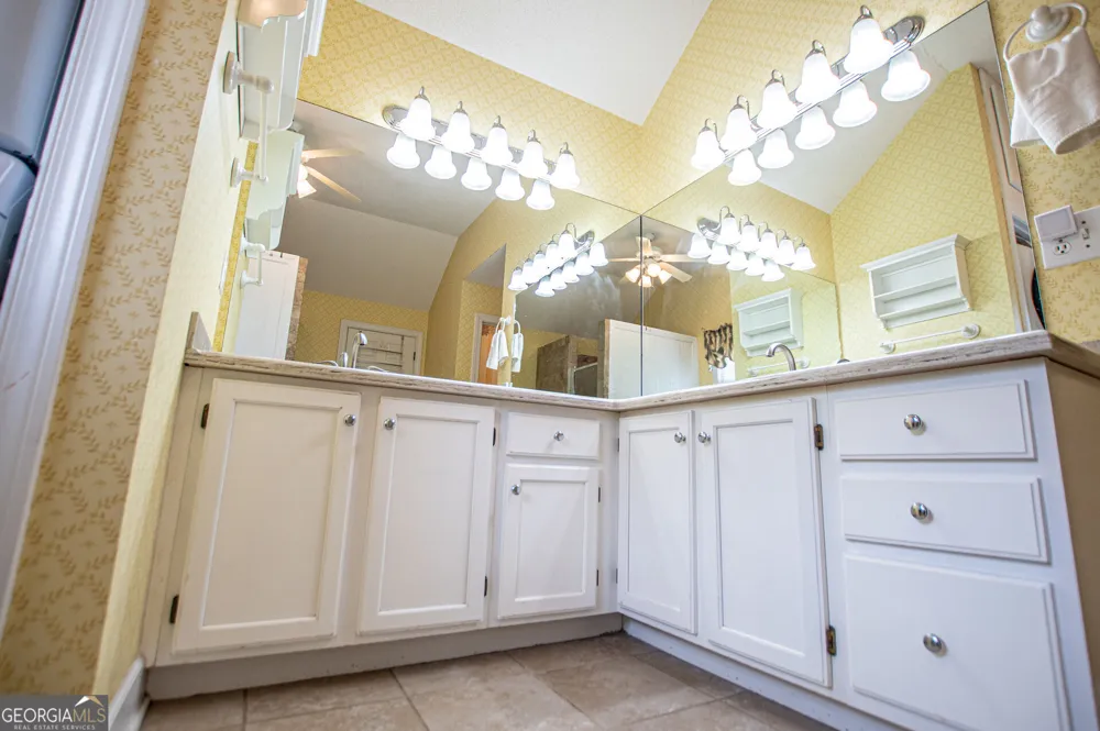 10 Mountain Oaks DR Carrollton, GA 30116