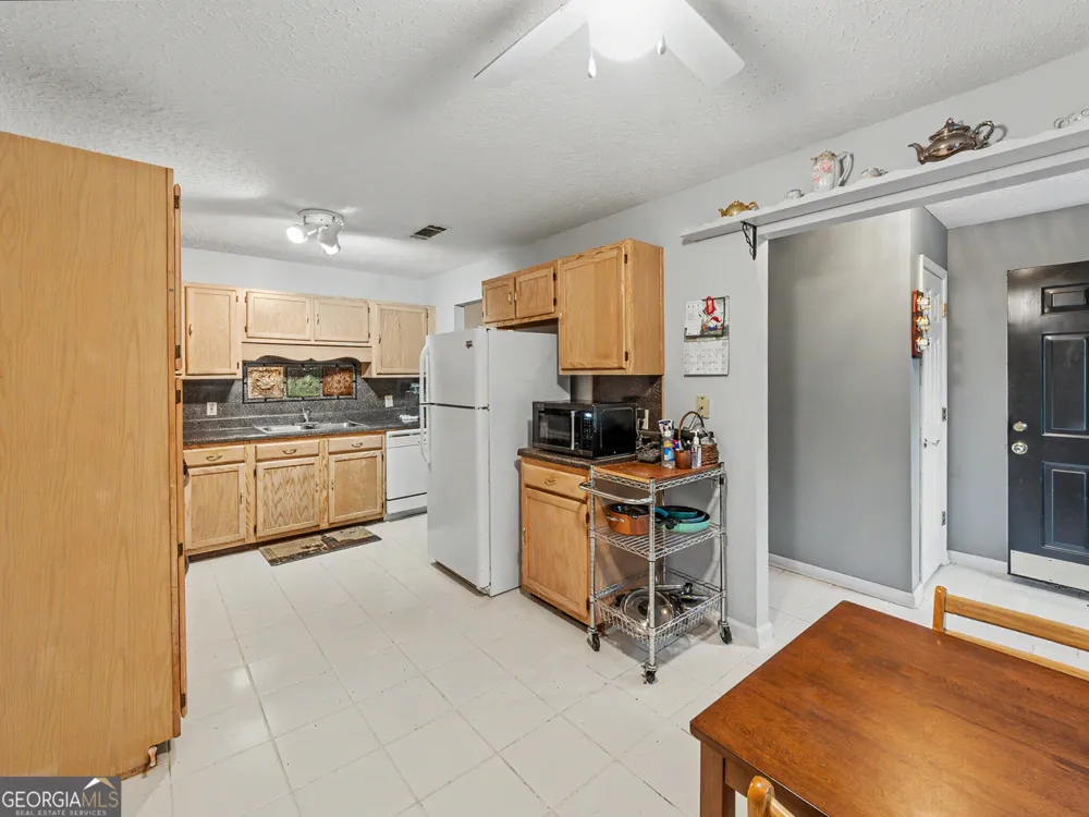 479 Bradshaw LN Canton, GA 30115