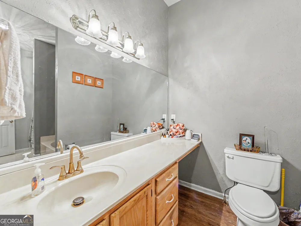479 Bradshaw LN Canton, GA 30115