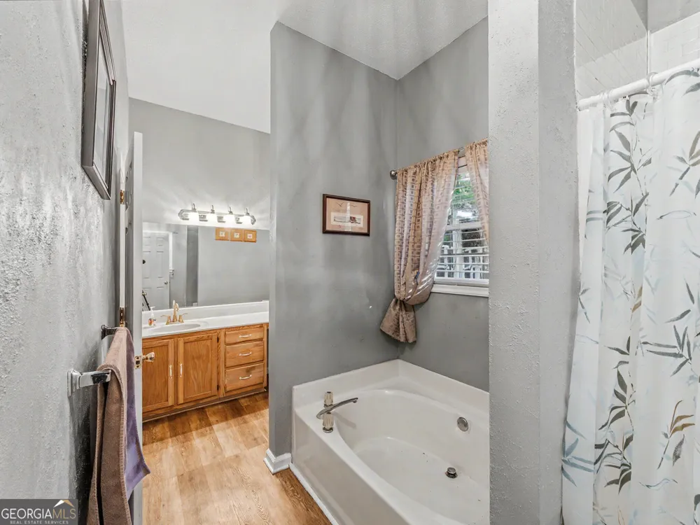 479 Bradshaw LN Canton, GA 30115