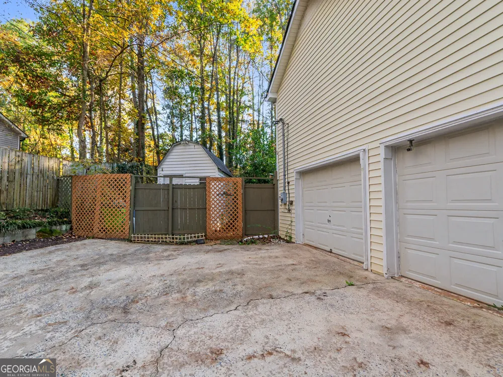 479 Bradshaw LN Canton, GA 30115