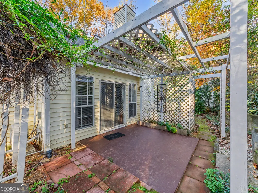 479 Bradshaw LN Canton, GA 30115