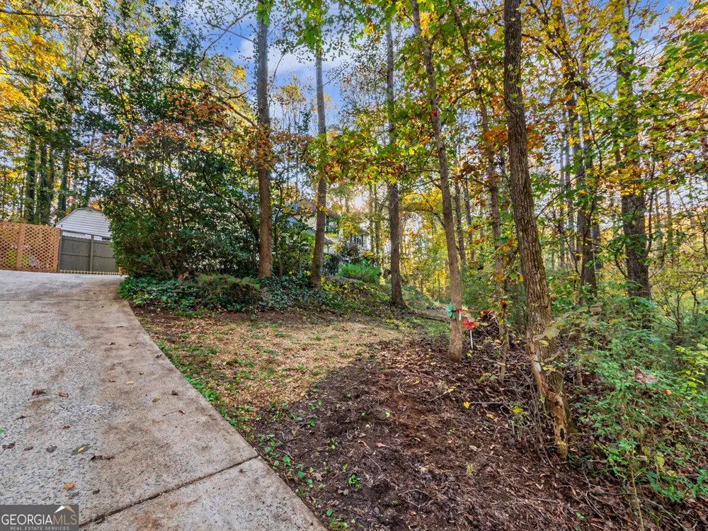 479 Bradshaw LN Canton, GA 30115