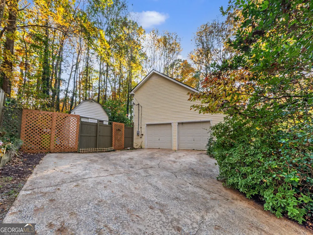 479 Bradshaw LN Canton, GA 30115