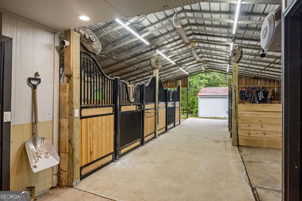 285 Air Acres WAY Woodstock, GA 30188