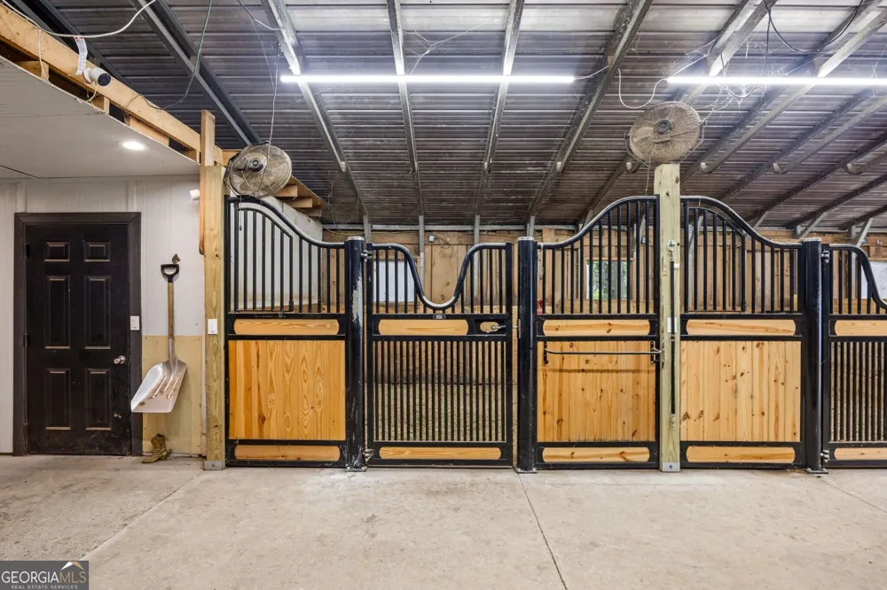 285 Air Acres WAY Woodstock, GA 30188