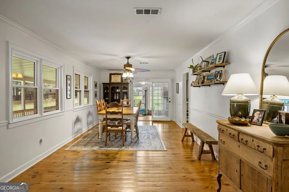 285 Air Acres WAY Woodstock, GA 30188