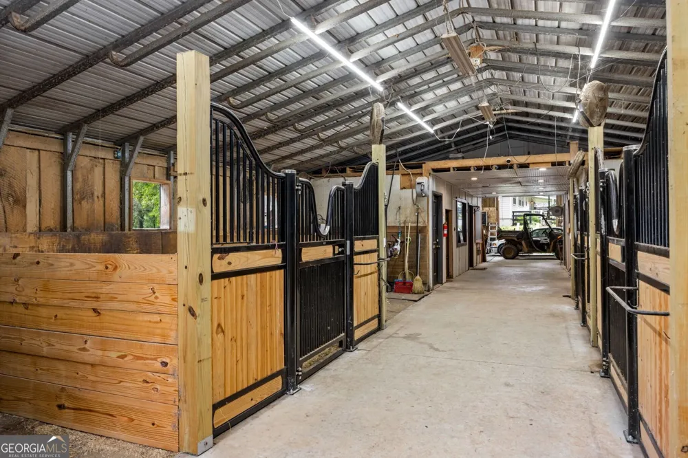 285 Air Acres WAY Woodstock, GA 30188