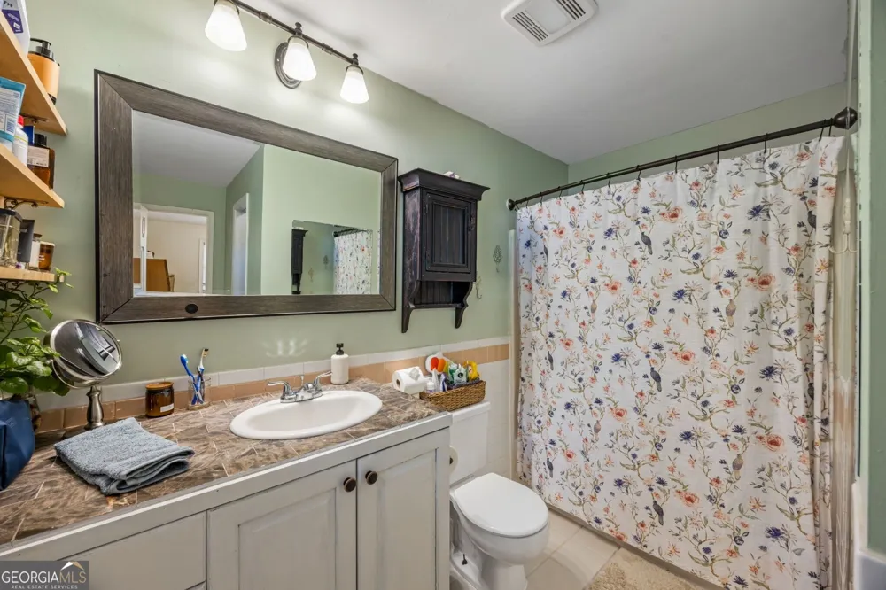 285 Air Acres WAY Woodstock, GA 30188